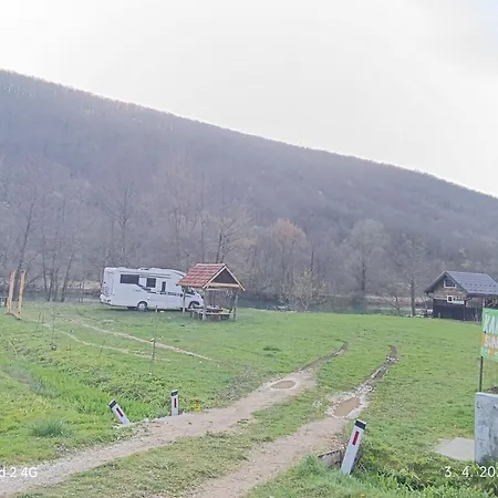 Kemping Kamp Suad Zaglavica